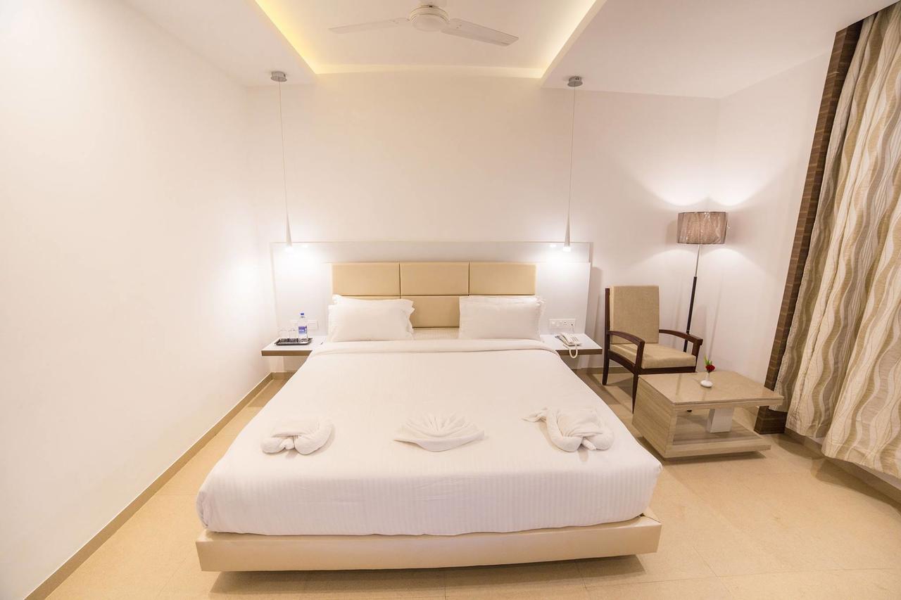 Hotel Vivera Grande Dindigul Ngoại thất bức ảnh