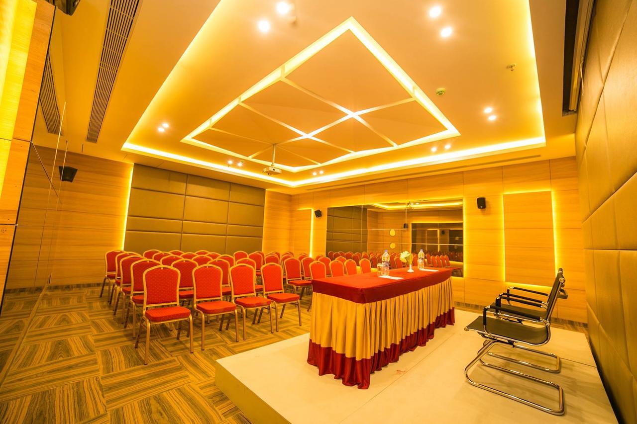 Hotel Vivera Grande Dindigul Ngoại thất bức ảnh