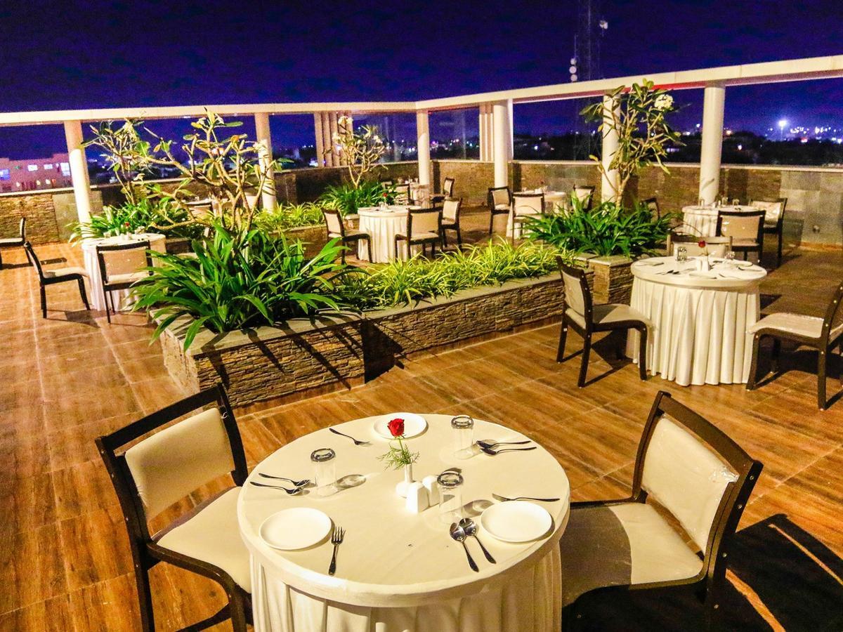 Hotel Vivera Grande Dindigul Ngoại thất bức ảnh