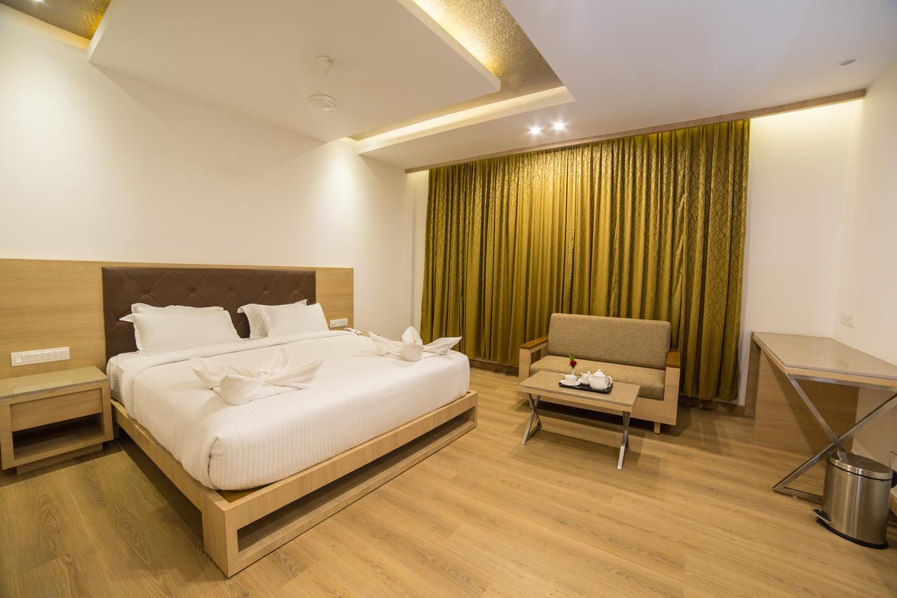 Hotel Vivera Grande Dindigul Ngoại thất bức ảnh